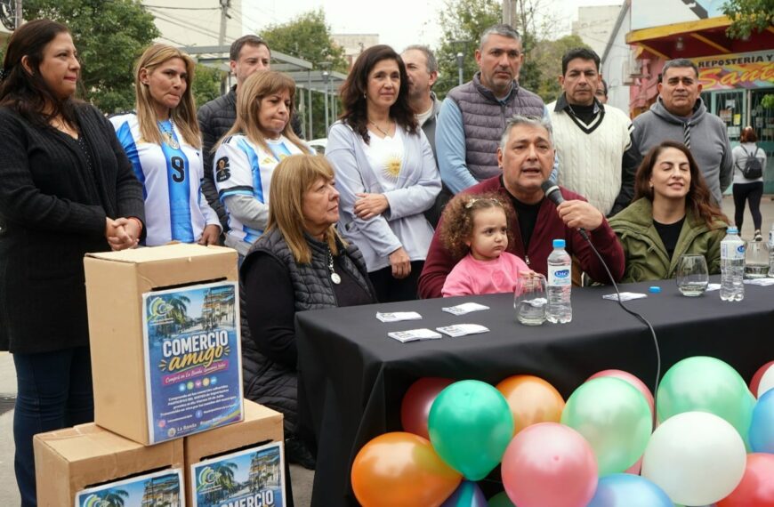 El municipio y el Centro de Comercio lanzaron la campaña “Comercio Amigo La Banda”