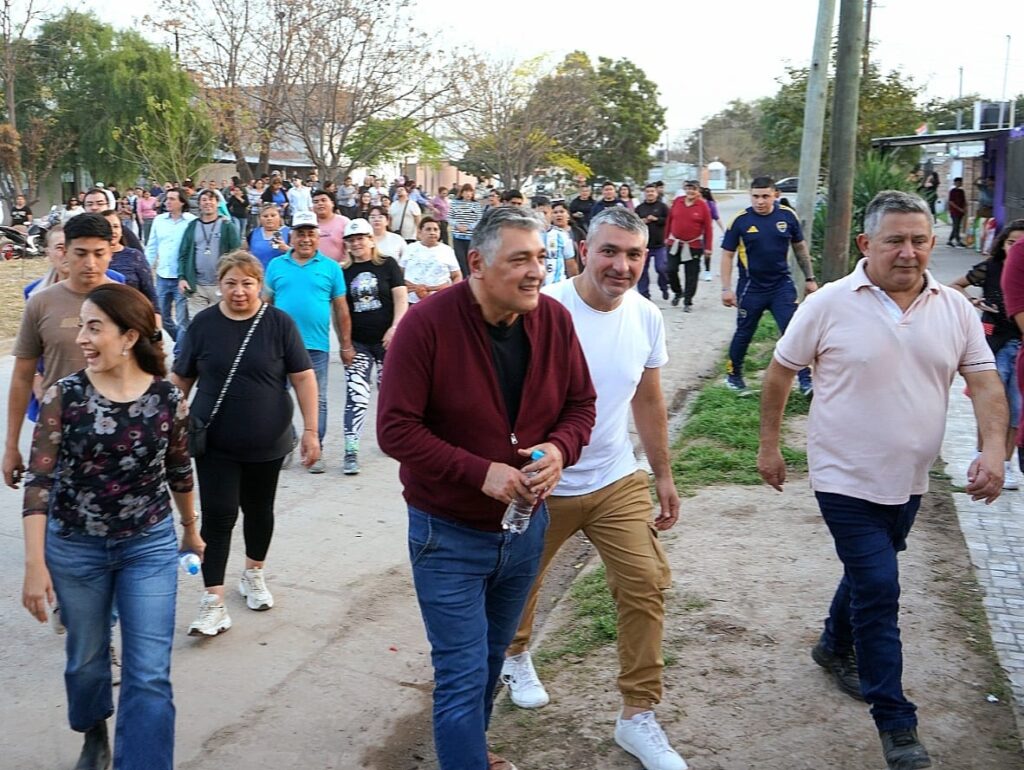 Habilitan nueva iluminación de la cancha de la Escuelita de Fútbol “Pájaro” Quiñones Habilitan nueva iluminación de la cancha de la Escuelita de Fútbol “Pájaro” Quiñones