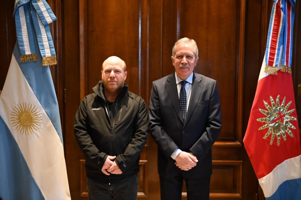 El gobernador Elías Suárez recibió la visita protocolar del intendente de Mar Chiquita