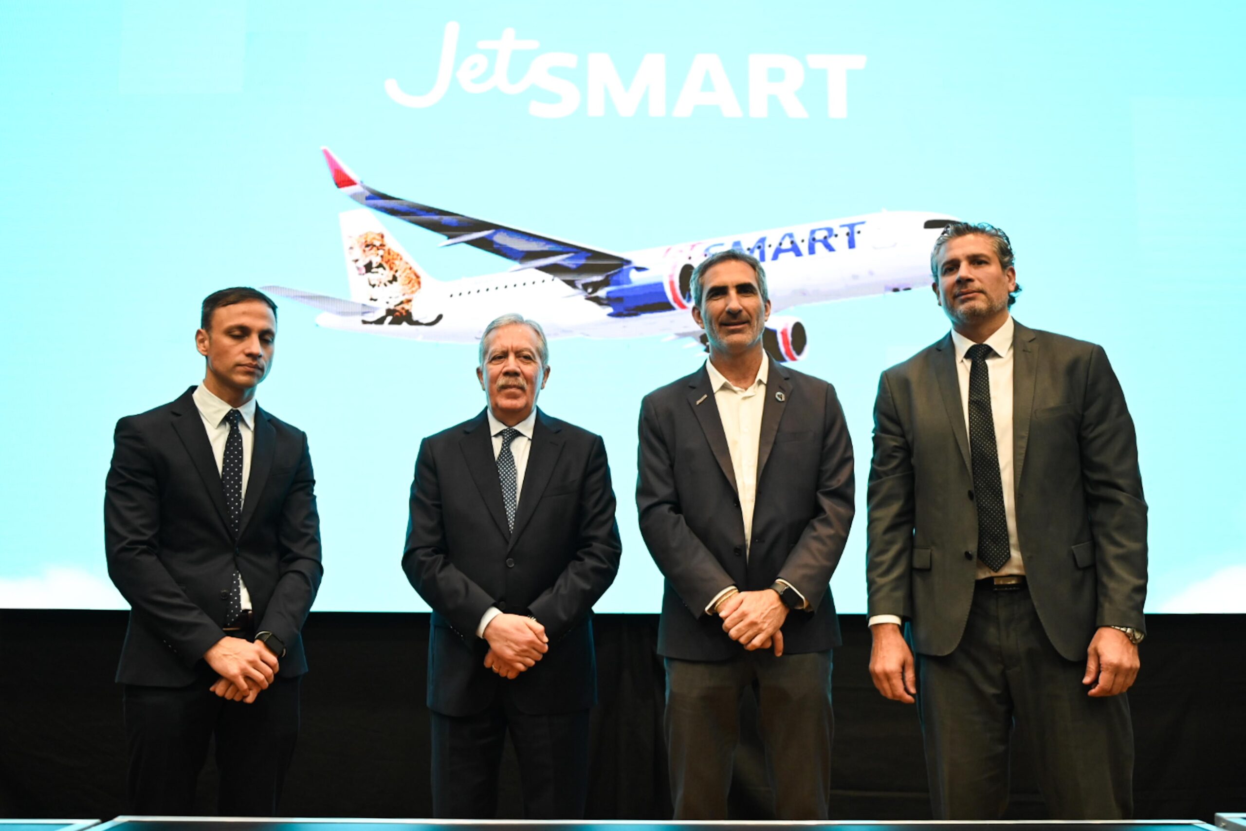 Lanzamiento de JetSmart: la nueva ruta aérea entre Santiago y Buenos Aires