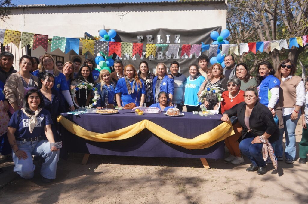 El CAMM del B° 25 de Mayo celebró 20 años al servicio de los vecinos del sector El CAMM del B° 25 de Mayo celebró 20 años al servicio de los vecinos del sector