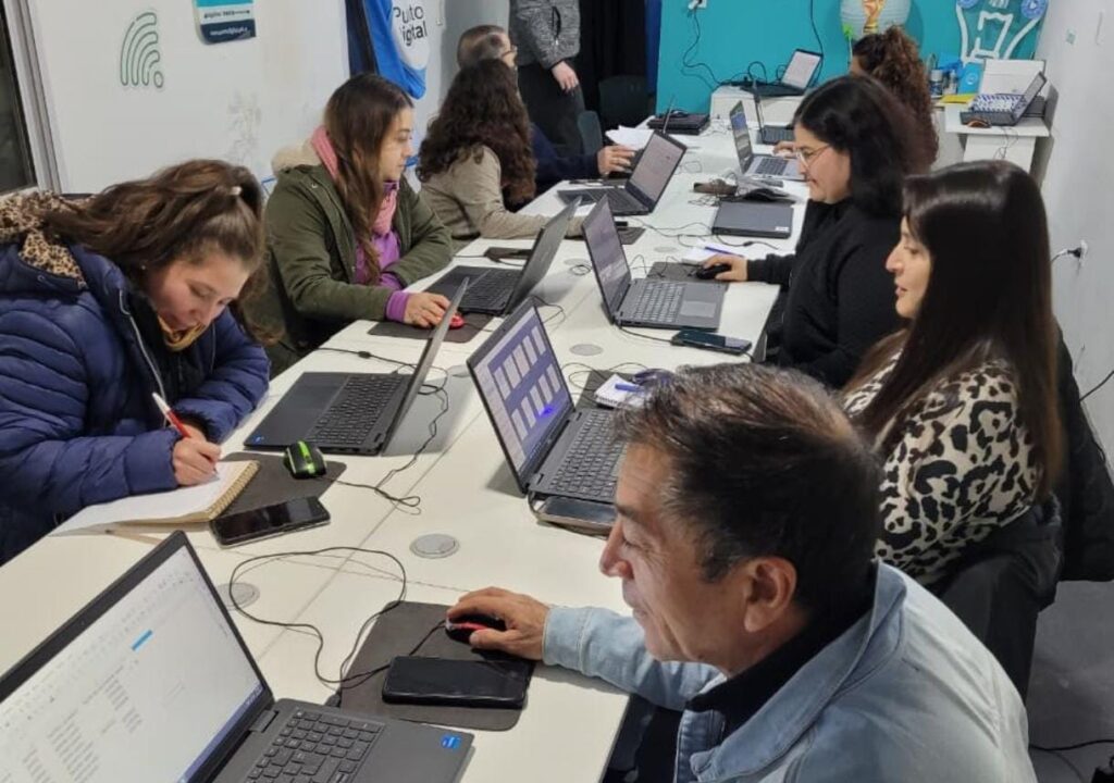Continúan abiertas las inscripciones para el Curso de Excel Básico para Principiantes Continúan abiertas las inscripciones para el Curso de Excel Básico para Principiantes