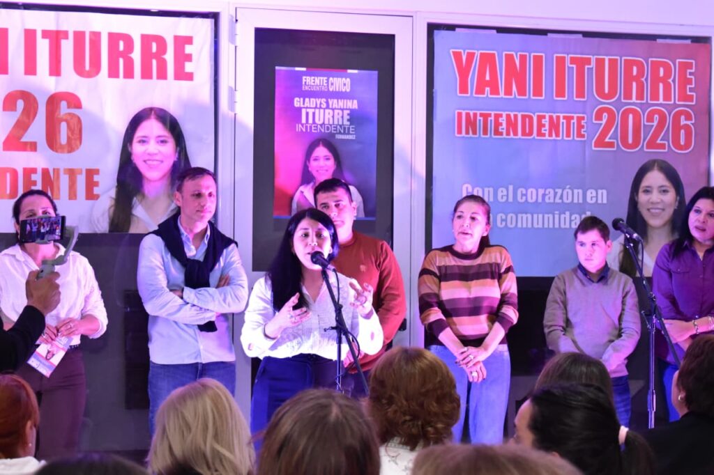 Con un fuerte respaldo militante, Yanina Iturre cerró su campaña rumbo al 2 de agosto Con un fuerte respaldo militante, Yanina Iturre cerró su campaña rumbo al 2 de agosto
