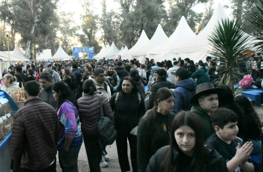 Una enorme convocatoria de público durante el fin de semana en la Feria Artesanal