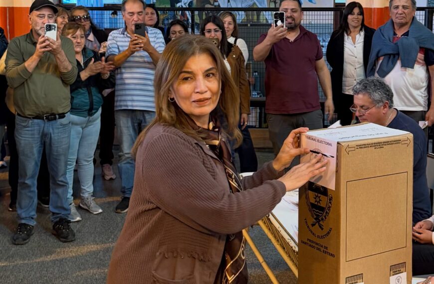 Mónica Bustamante logró la reelección y continuará al frente del municipio de Villa Ojo de Agua