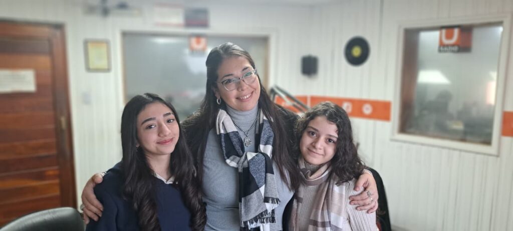 Estudiantes santiagueñas imaginaron una solución al calor y ganaron un concurso de nanotecnología de la UNSE Estudiantes santiagueñas imaginaron una solución al calor y ganaron un concurso de nanotecnología de la UNSE