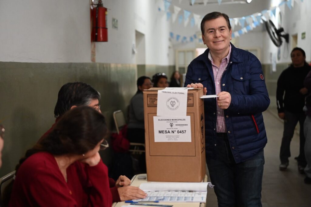 Gerardo Zamora: “Los municipios son claves para planificar el futuro de las ciudades” Gerardo Zamora: “Los municipios son claves para planificar el futuro de las ciudades”