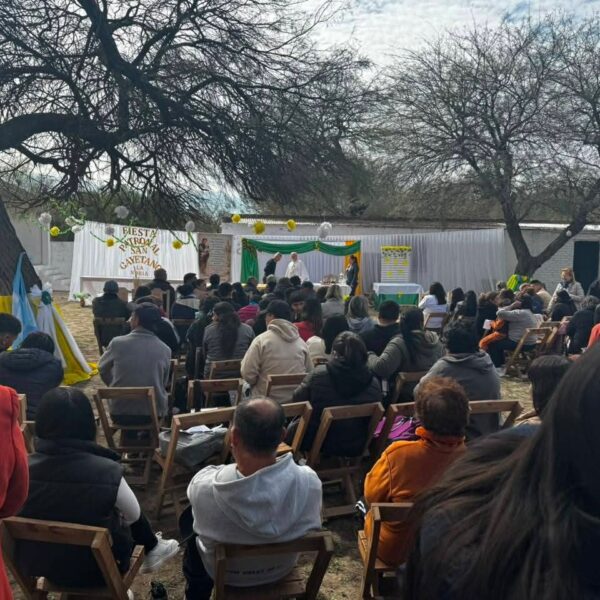 Jornada histórica en La Noria: La comunidad celebró a San Cayetano con la visita del Arzobispo Vicente Bokalic 