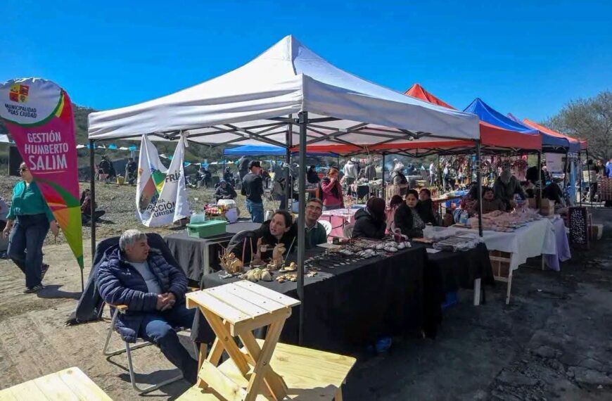 Artesanos de Frías expusieron sus productos en el Encuentro de Pesca realizado en Icaño, Catamarca