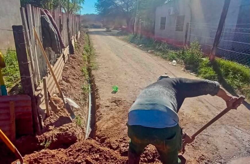 Nueva Esperanza: Amplían la de red de agua potable en el barrio 25 de Mayo