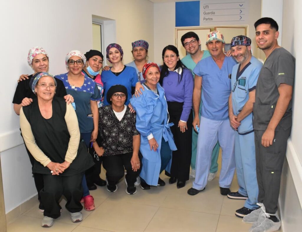 Histórica jornada en la salud pública de Fernández: seis intervenciones laparoscópicas en un solo día Histórica jornada en la salud pública de Fernández: seis intervenciones laparoscópicas en un solo día