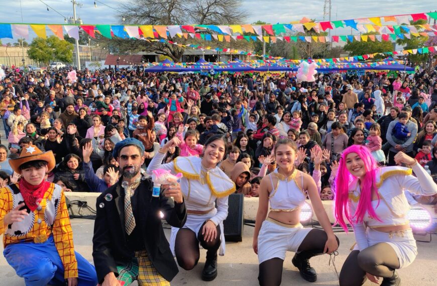 Fernández: Miles de familias celebraron el Día del Niño en el Paseo Capital del Agro