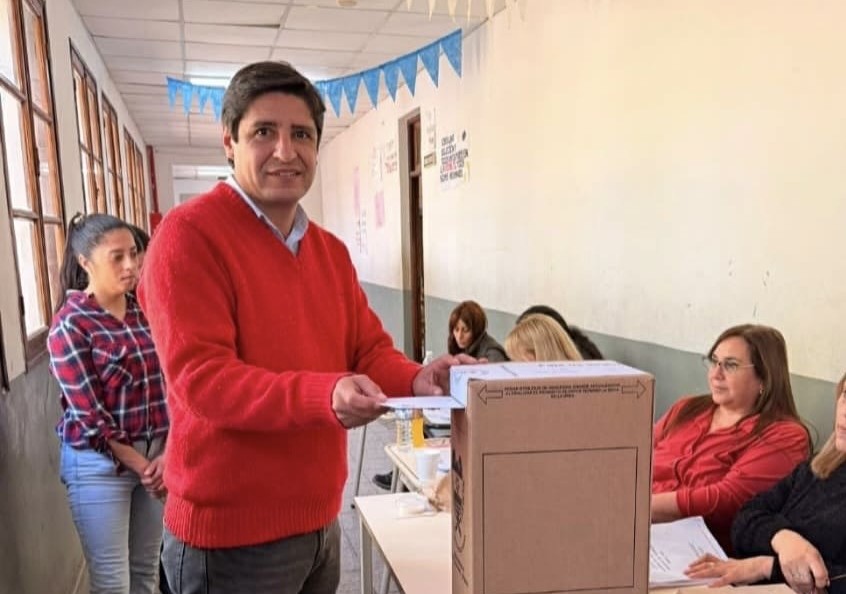 Marcelo Bernasconi ganó en Sumampa y vuelve a la intendencia Marcelo Bernasconi ganó en Sumampa y vuelve a la intendencia