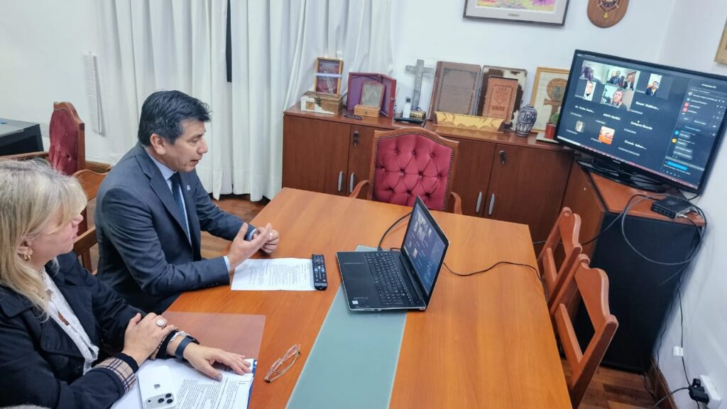 La UNSE realizó una novedosa rueda de prensa para difundir su oferta en comunidades del interior La UNSE realizó una novedosa rueda de prensa para difundir su oferta en comunidades del interior