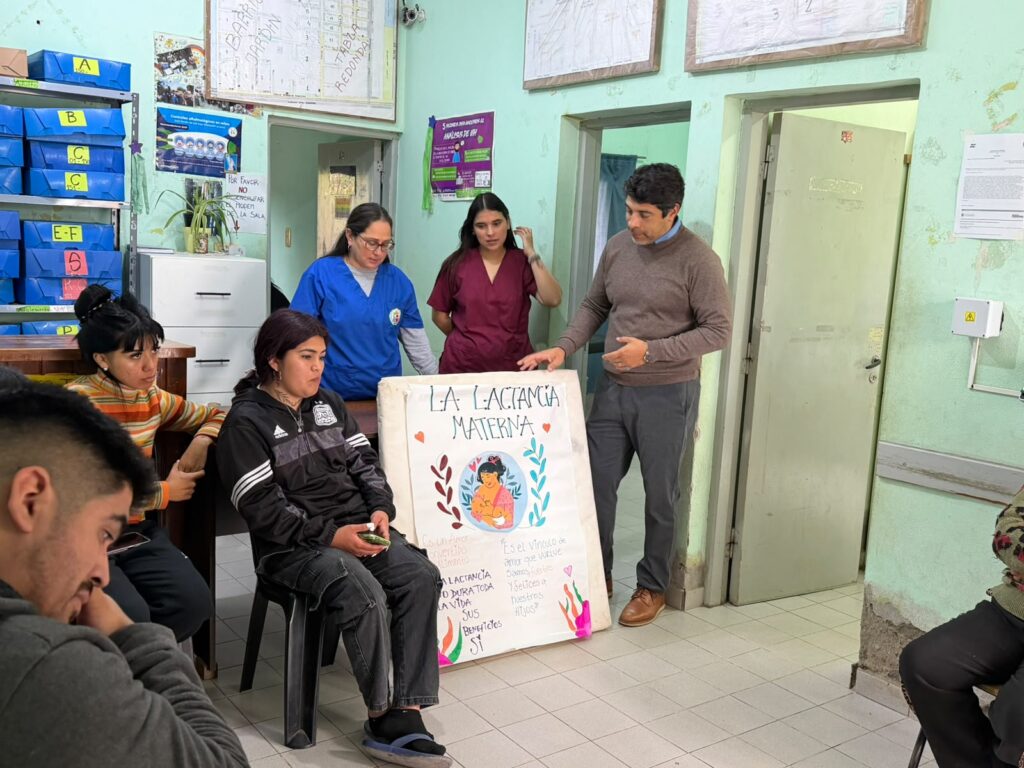 Inició la “Semana Mundial de la Lactancia Materna” con charlas informativas en La Banda Inició la “Semana Mundial de la Lactancia Materna” con charlas informativas en La Banda