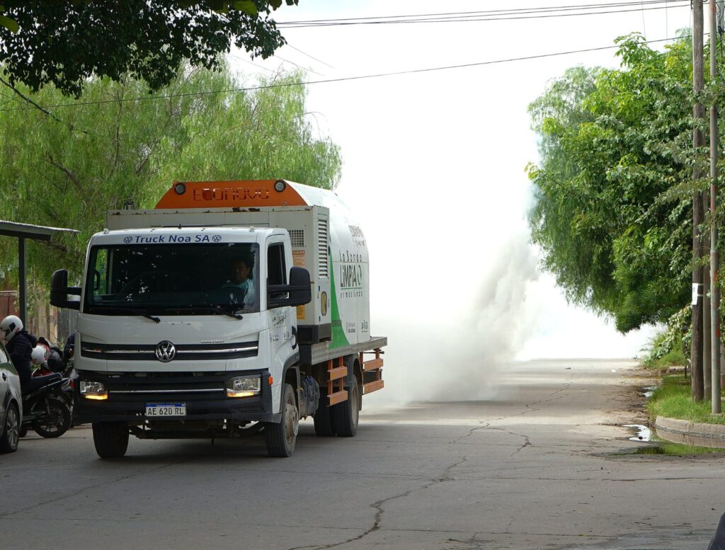 El municipio bandeño continúa con el cronograma de fumigación en los barrios El municipio bandeño continúa con el cronograma de fumigación en los barrios