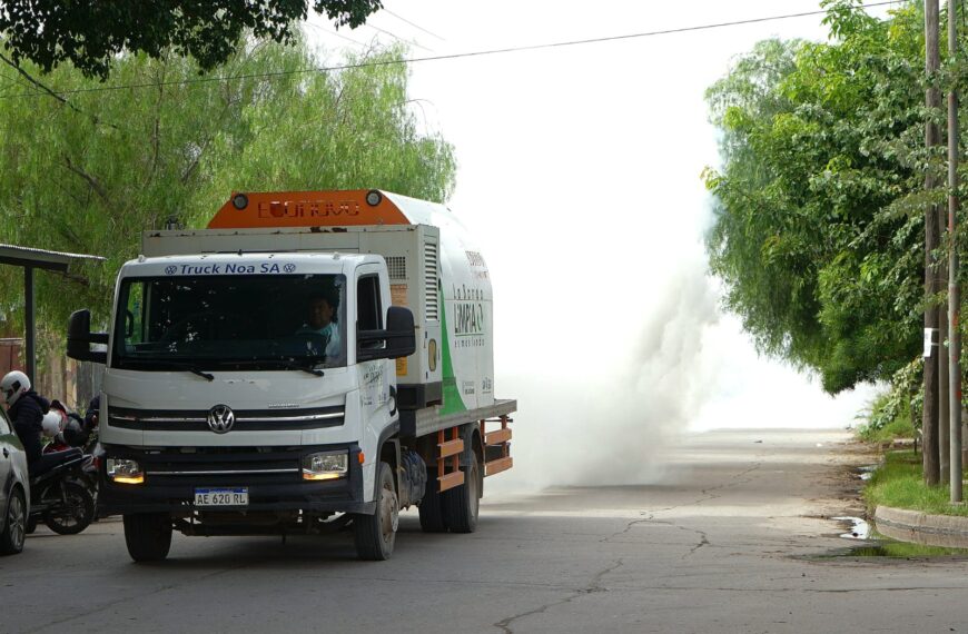El municipio bandeño continúa con el cronograma de fumigación en los barrios