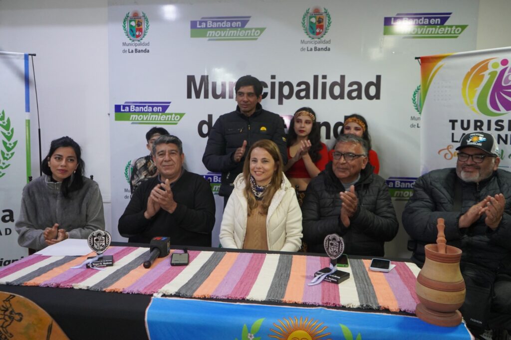 La Banda se prepara para la Movida Cultural en homenaje a María Luisa Paz de Carabajal La Banda se prepara para la Movida Cultural en homenaje a María Luisa Paz de Carabajal