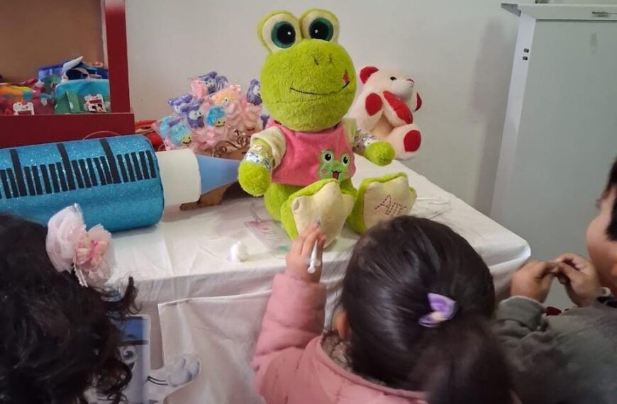 “Doctorcitos por un día”: acercando a los niños el cuidado de su salud en La Banda