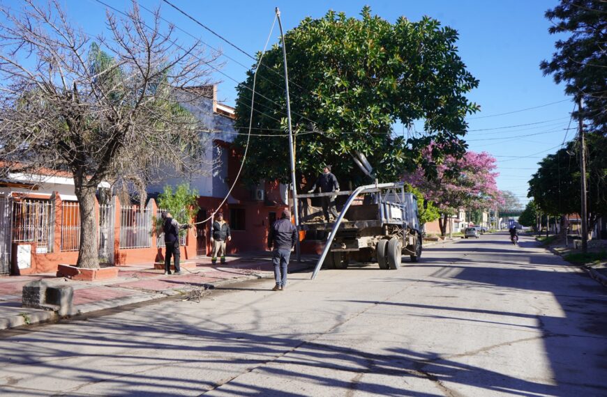 Avanzan los trabajos de optimización del alumbrado público en La Banda