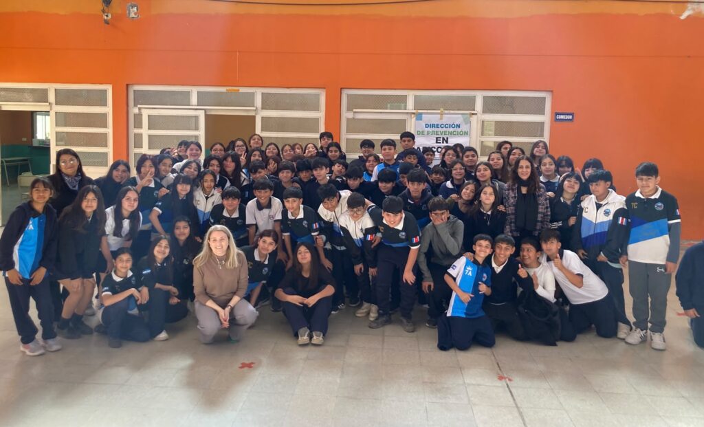 Alumnos de la Escuela “Dra. Cecilia Grierson” participaron de una charla sobre prevención en adicciones Alumnos de la Escuela “Dra. Cecilia Grierson” participaron de una charla sobre prevención en adicciones