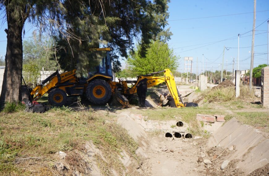 Continúa la optimización del sistema de desagüe pluvial para el mejor escurrimiento de aguas de lluvia