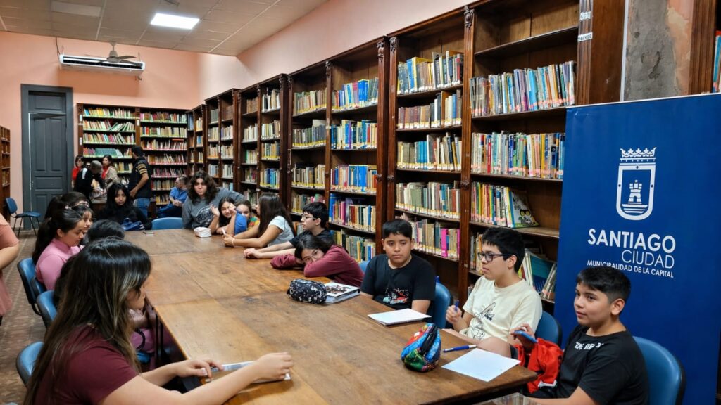 Un total de 140 participantes se inscribieron para la tercera edición del concurso literario La Bibliodera Un total de 140 participantes se inscribieron para la tercera edición del concurso literario La Bibliodera
