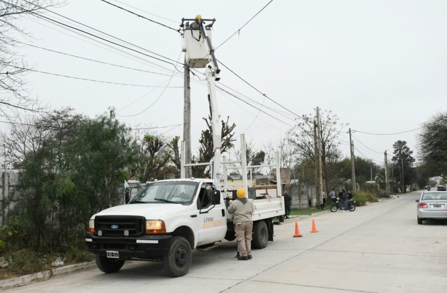 Reponen más de 120 equipos LED en los barrios Sarmiento, Tradición y Smata