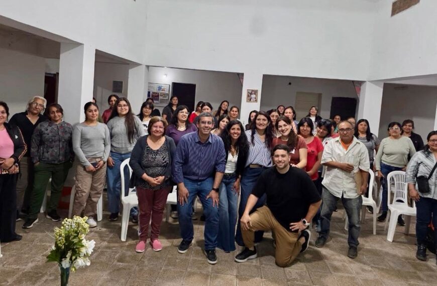 Vecinos de La Cañada participaron del taller “Creer para Emprender”