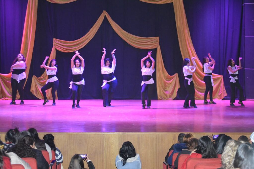 Frías celebró la danza y la diversidad cultural con una exitosa Gala Multicultural Frías celebró la danza y la diversidad cultural con una exitosa Gala Multicultural