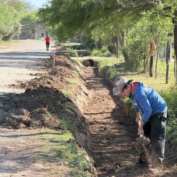 Nueva Esperanza: Avanzan los trabajos para mejor el desagüe pluvial del barrio Aeropuerto