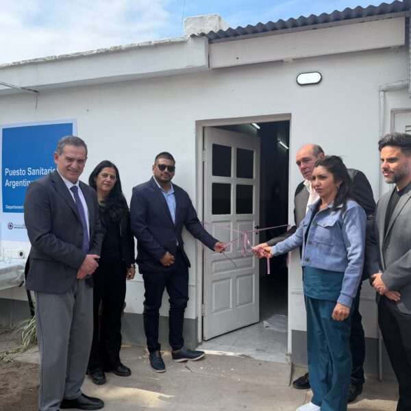 Inauguración del edificio renovado de la Posta de Argentina