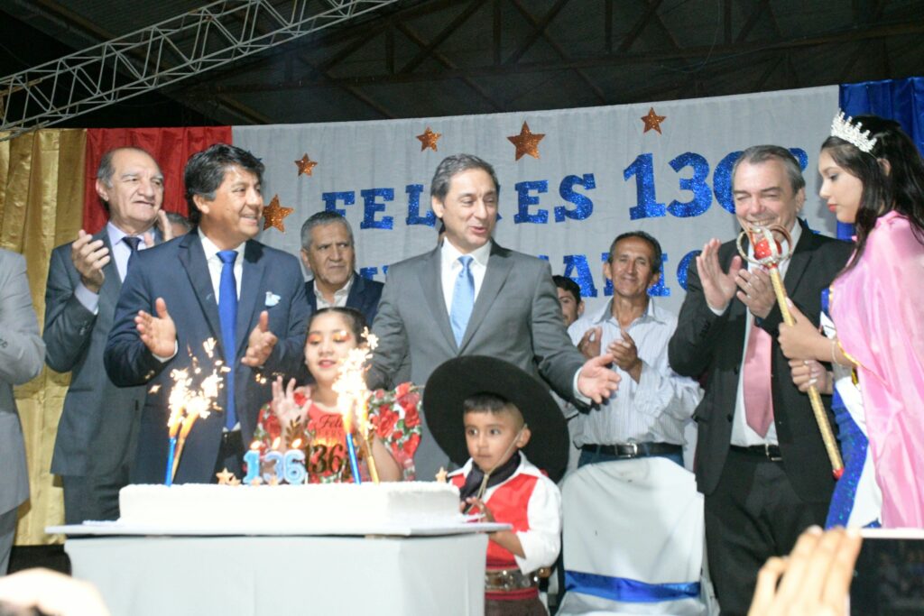Nueva Francia celebró sus 136 años con la entrega de viviendas sociales