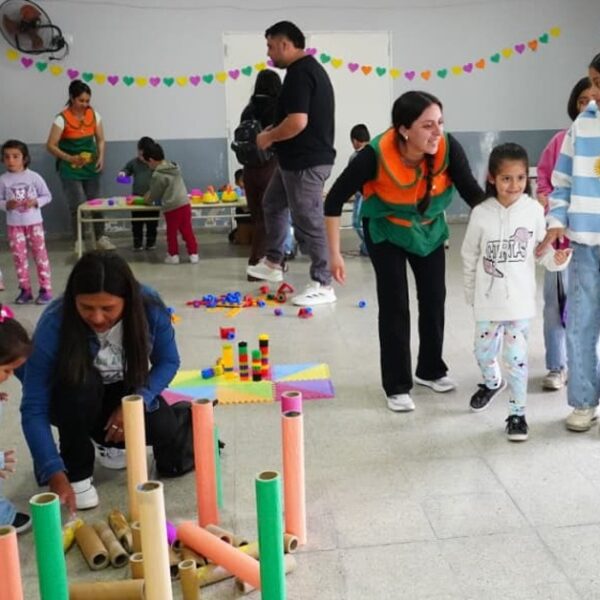Arrancaron los festejos por los 136 años de Pinto con una jornada lúdica en el jardín municipal