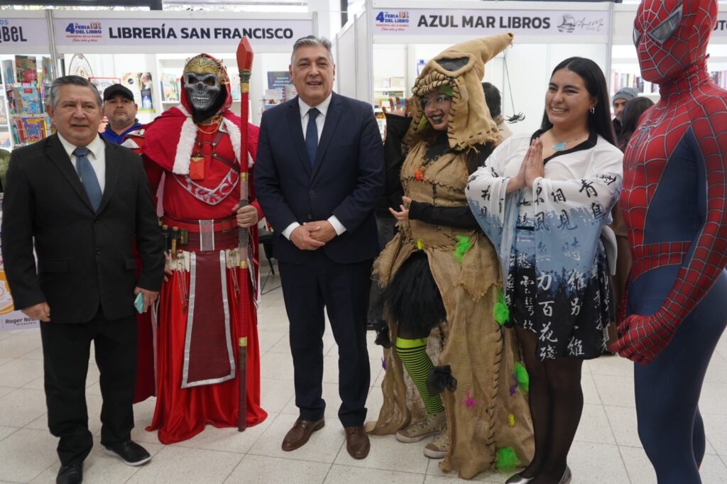 La 4° Feria del Libro Municipal de La Banda inició con la participación de diferentes expresiones culturales La 4° Feria del Libro Municipal de La Banda inició con la participación de diferentes expresiones culturales