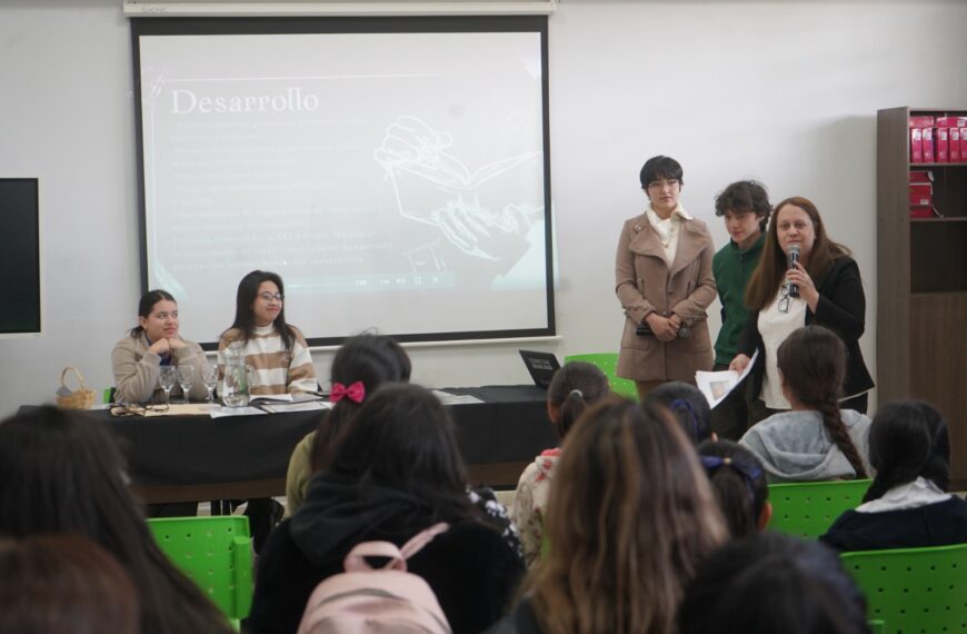 Estudiantes de Comunicación Social presentaron una editorial digital para impulsar a escritores locales