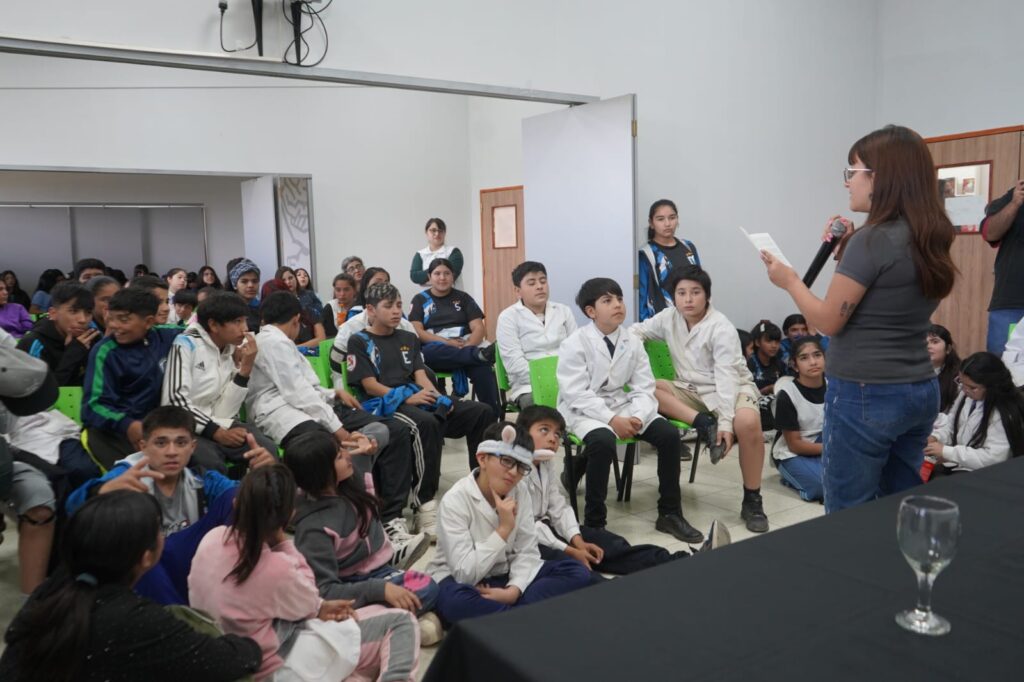 La Feria Municipal del Libro tuvo un importante espacio dedicado a la literatura infanto – juvenil