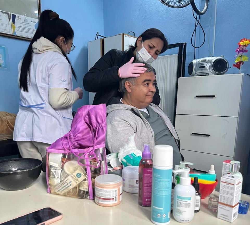 Nueva jornada de cuidado y prevención de la piel en el Barrio Villa Elena