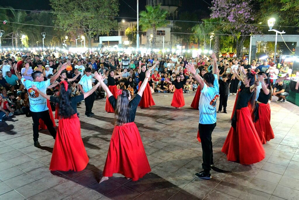 Una multitudinaria jornada cultural cerró los festejos por el 114° Aniversario de La Banda Una multitudinaria jornada cultural cerró los festejos por el 114° Aniversario de La Banda