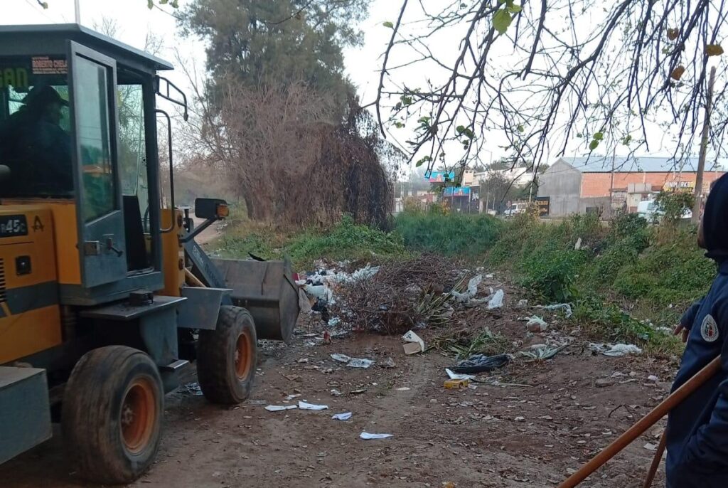 La Municipalidad de La Banda repudia prácticas irresponsables que generan basurales La Municipalidad de La Banda repudia prácticas irresponsables que generan basurales