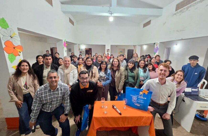 Brindaron una charla sobre la nueva Ley Penal Juvenil destinada a jóvenes y familias de La Cañada