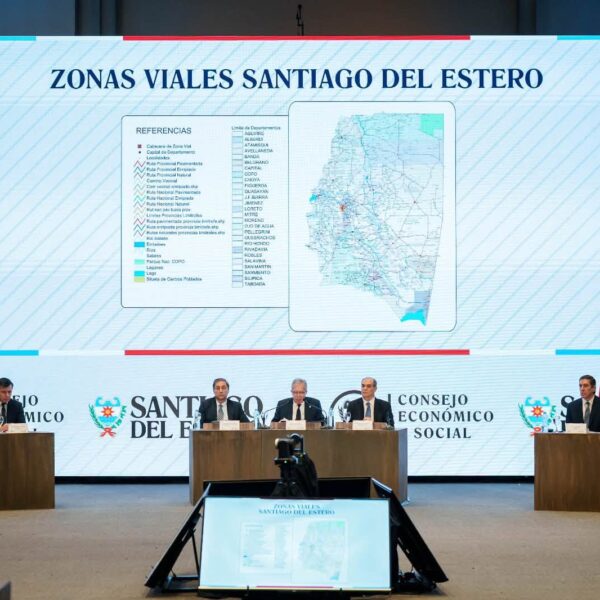 Elías Suárez anunció 3.500 viviendas, 1.430 km de caminos y acceso al agua para 72.400 santiagueños