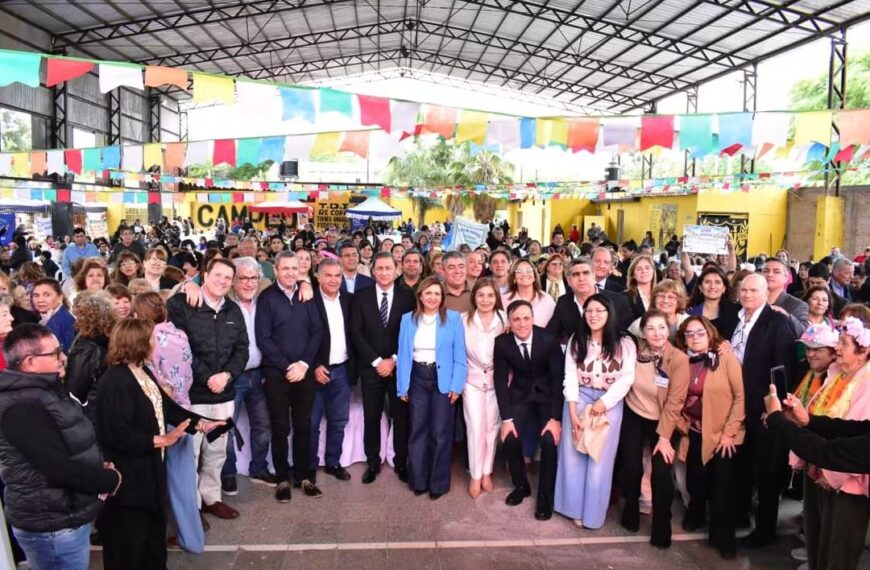 Realizan en Fernández el Festival Provincial “Aura Mayor”