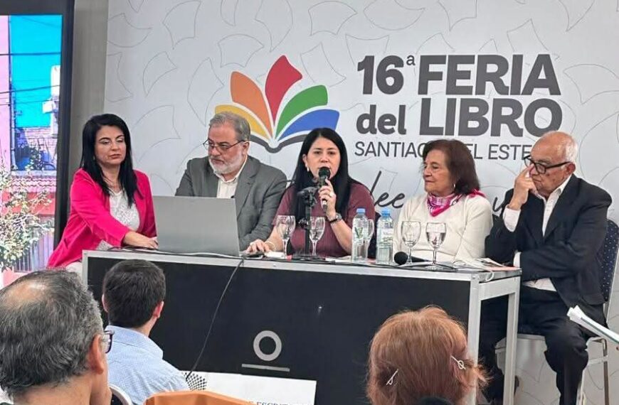 La literatura y la identidad de Fernández presentes en la Feria del Libro