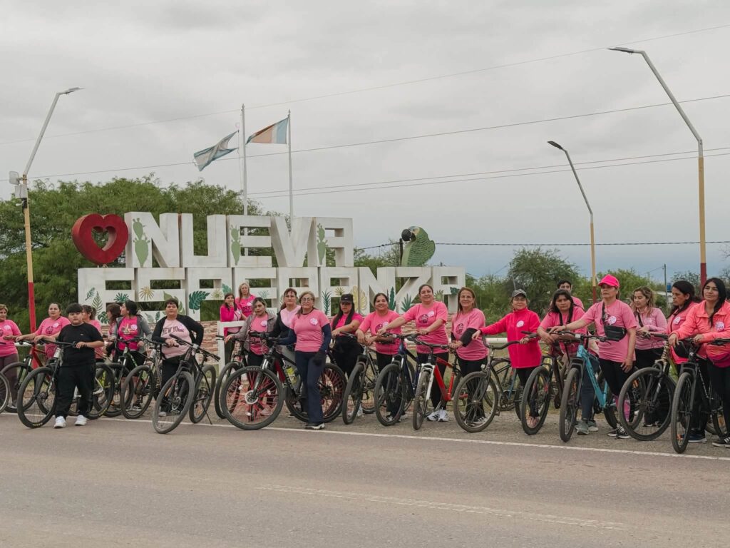 Nueva Esperanza: Emotiva bicicleteada por la prevención del cáncer de mama