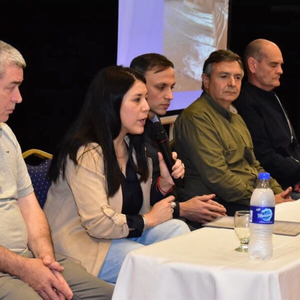 Con fuerte presencia de productores y autoridades, comenzó en Fernández el ciclo “Aguas Productivas del Río Dulce”