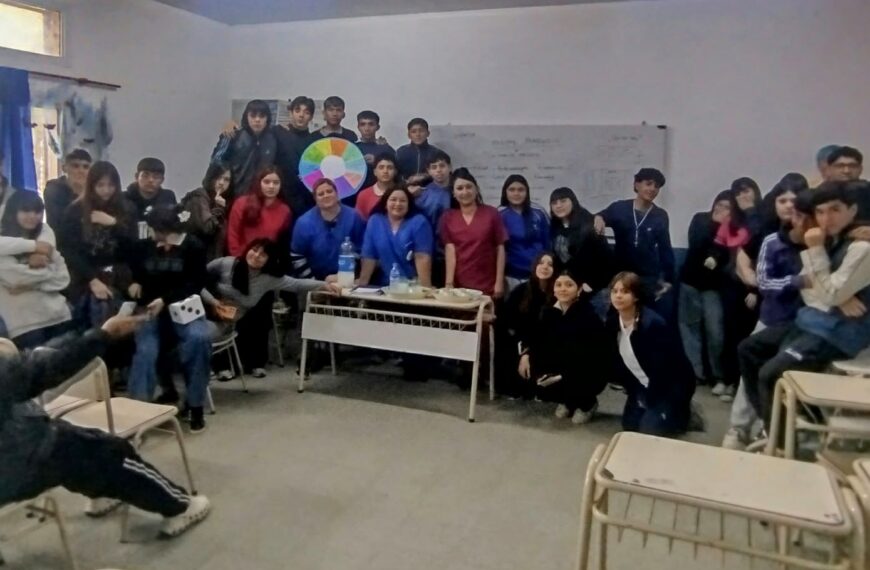 Brindaron un taller sobre métodos anticonceptivos en el Colegio Secundario de San Ramón